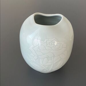 VTG Japanese Light Blue Ceramic Vase Rose Design Signed by Ishiyama